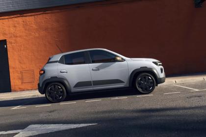 Με σημαντικές αναβαθμίσεις το Dacia Spring