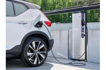 Volvo και Plugsurfing