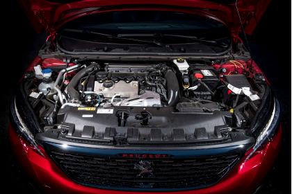 Peugeot 308 GT 1.6THP EAT8 225Ps