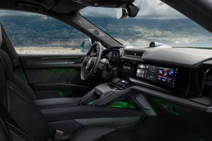 Παρουσιάστηκε η νέα Porsche Cayenne Electric