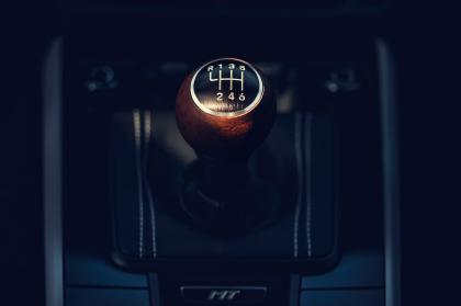 Η Porsche φέρνει πίσω το χειροκίνητο κιβώτιο για την 911 Carrera S