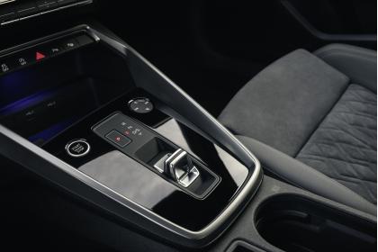 Νέο Audi A3 και premium και compact 