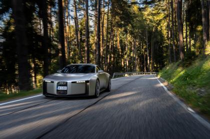 H Audi έβγαλε το Concept C στον δρόμο