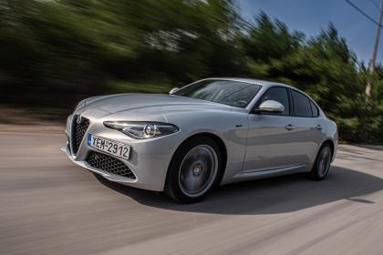 Alfa Romeo Giulia Sprint 2.0 ΤΒ 200PS