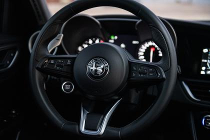 Alfa Romeo Giulia Sprint 2.0 ΤΒ 200PS