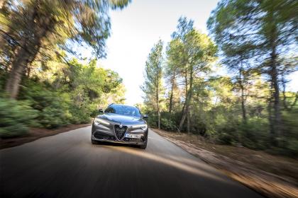 Alfa Romeo Stelvio 2.2 TD AT8 Veloce 210Ps