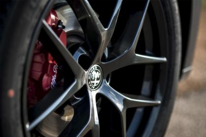 Alfa Romeo Stelvio 2.2 TD AT8 Veloce 210Ps