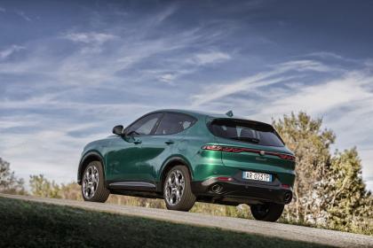 Alfa Romeo Tonale Plug-In Hybrid Q4: Η ισχύς εν τη ενώσει