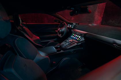 Επίσημο: Ιδού η νέα Aston Martin Vantage S