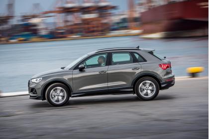 Audi Q3 35TFSi S Tronic 150Ps