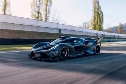 Η Bugatti των 4 εκ ευρώ δοκιμάζεται