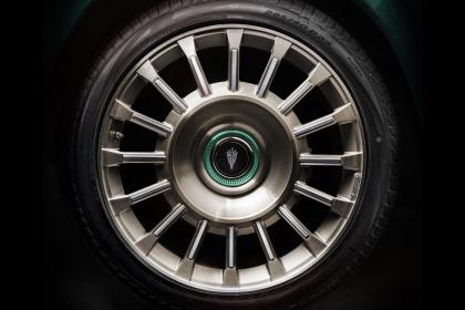 Η Carlex δημιουργεί  την Green & Gold Mercedes-Maybach GLS
