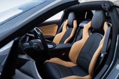 Μάθετε τα πάντα για την υβριδική Corvette