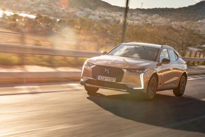 DS 4 Cross 1.5 BlueHDi EAT8 130Ps