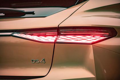 DS 4 Cross 1.5 BlueHDi EAT8 130Ps