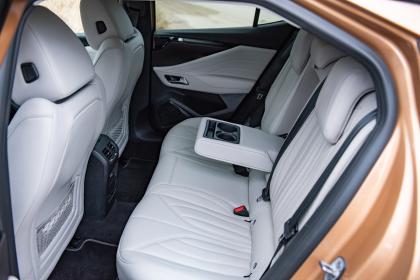 DS 4 Cross 1.5 BlueHDi EAT8 130Ps