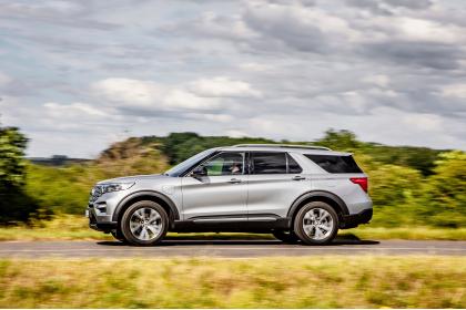 Παραγγείλτε τώρα online το Ford Explorer Plug-In Hybrid