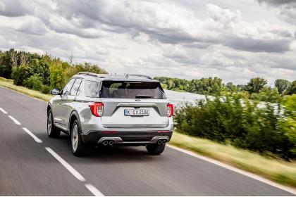 Παραγγείλτε τώρα online το Ford Explorer Plug-In Hybrid
