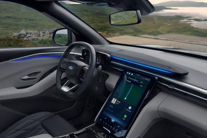 Εξερευνώντας το εσωτερικό του Ford Explorer