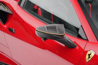 Ferrari F8 Trubuto από την Mansory