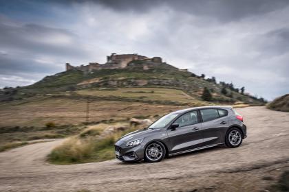 Ford Focus ST-Line 1.5 EcoBlue 120Ps 8AT