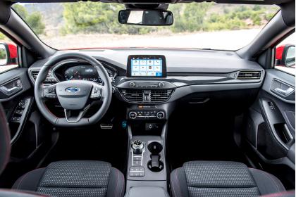 Ford Focus ST-Line 1.5TDCi 120Ps 8AT