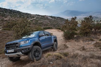 Αποδράστε με τα νέα Ford Ranger Raptor και Mustang Mach-E 