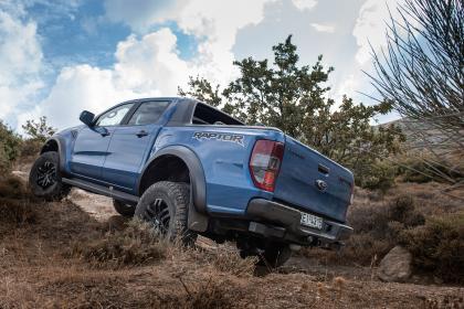 Αποδράστε με τα νέα Ford Ranger Raptor και Mustang Mach-E 