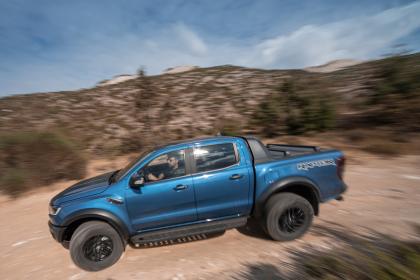 Αποδράστε με τα νέα Ford Ranger Raptor και Mustang Mach-E 
