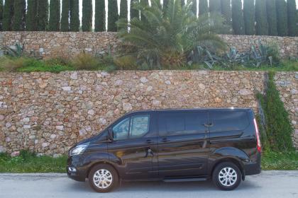 Ford Tourneo Custom L1 Plug-in Hybrid 125Ps