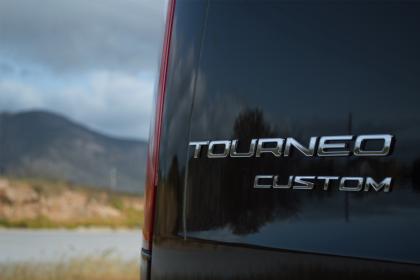 Ford Tourneo Custom L1 Plug-in Hybrid 125Ps