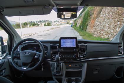 Ford Tourneo Custom L1 Plug-in Hybrid 125Ps