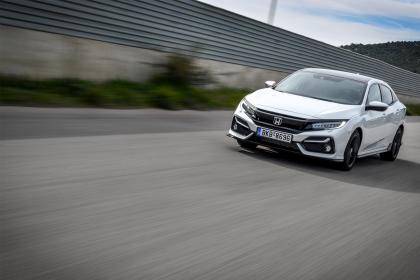 Honda Civic 1.5 V-TEC Turbo CVT 182Ps