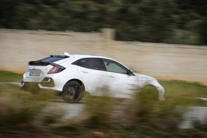 Honda Civic 1.5 V-TEC Turbo CVT 182Ps