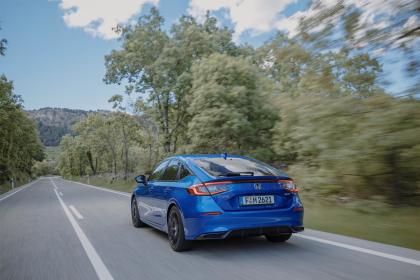 Οδηγούμε το νέο Honda Civic e:HEV