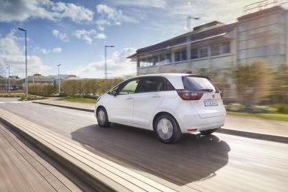 Οδηγούμε το νέο Honda Jazz e:HEV