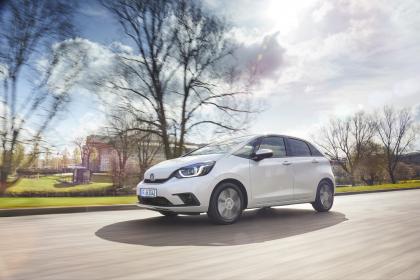 Οδηγούμε το νέο Honda Jazz e:HEV