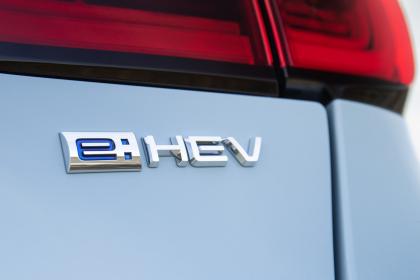Οδηγούμε το νέο Honda Jazz e:HEV