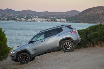 Jeep Compass 2.0 MTJ 4WD 9AT Trailhawk 170Ps
