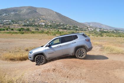 Jeep Compass 2.0 MTJ 4WD 9AT Trailhawk 170Ps