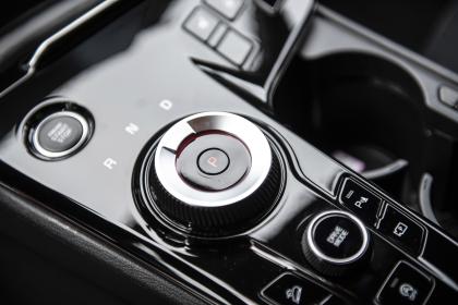 KIA Sportage 1.6GDi 2WD 7-DCT 48V 180Ps