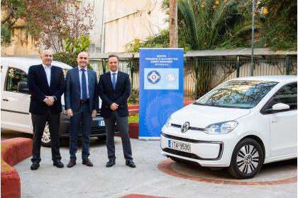 Δύο «πράσινα» Volkswagen από την Kosmocar στο Δήμο Αθηναίων