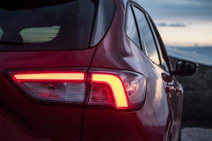 Ford Kuga: Το απόλυτο best-seller SUV στην κατηγορία Plug-in Hybrid