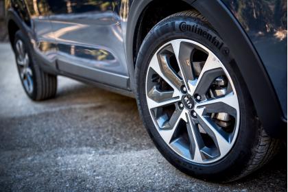 KIA Stonic 1.0 T-GDI 120PS & 1.6CRDi 110PS