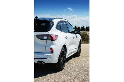 Ford Kuga PHEV: Δεύτερη χρονιά στην κορυφή