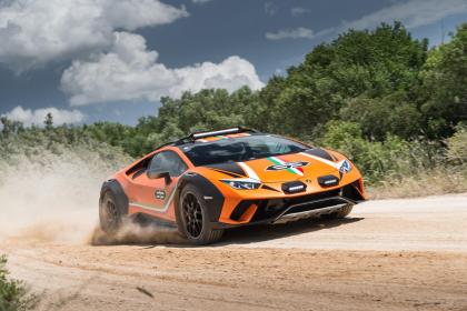 Ξεκίνησαν οι δοκιμές της Lamborghini Huracan Sterrato