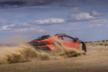 Lamborghini Huracan Sterrato: California… Drifting