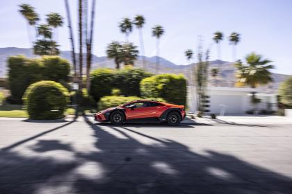 Lamborghini Huracan Sterrato: California… Drifting