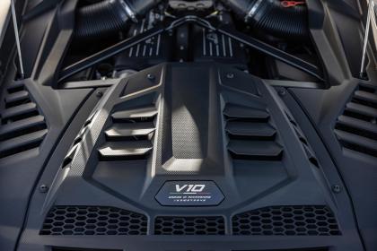 Lamborghini Huracan Sterrato: California… Drifting