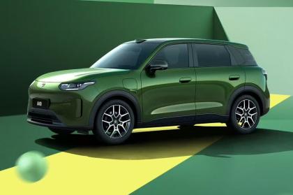 H Leapmotor έκανε τα αποκαλυπτήρια του νέου A10